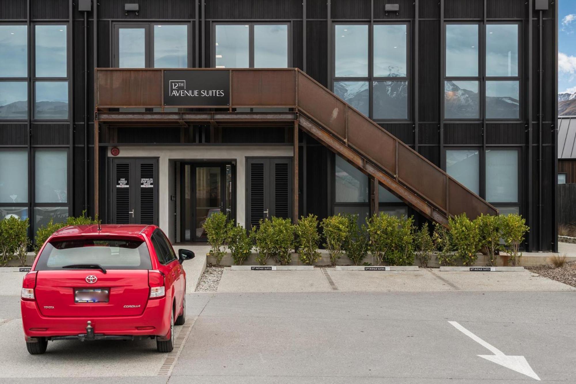 12Th Avenue Suites クイーンズタウン エクステリア 写真